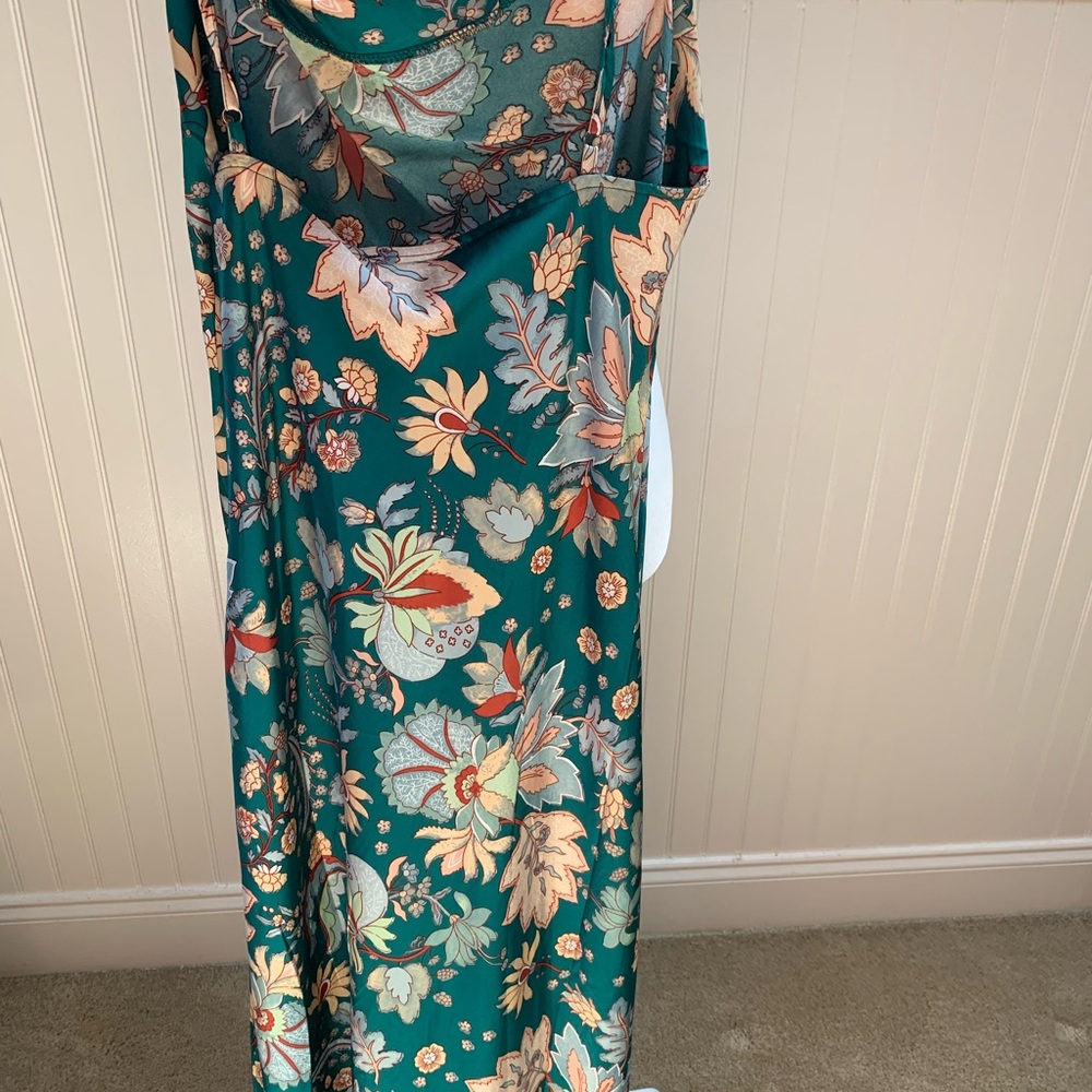 Floral Green Midi Dress - Picture 6 of 7